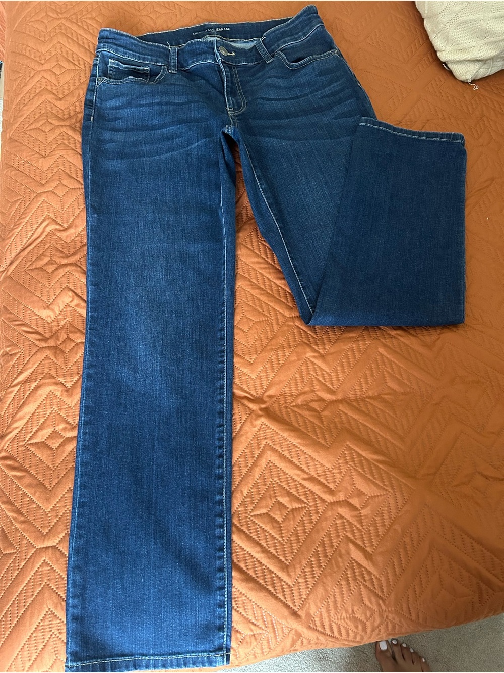 Chico's Women's Straight-Leg Jeans in Deep Blue Wash